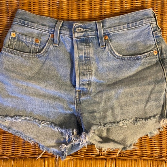 Levi, Size W27, 501 Style - Picture 1 of 2